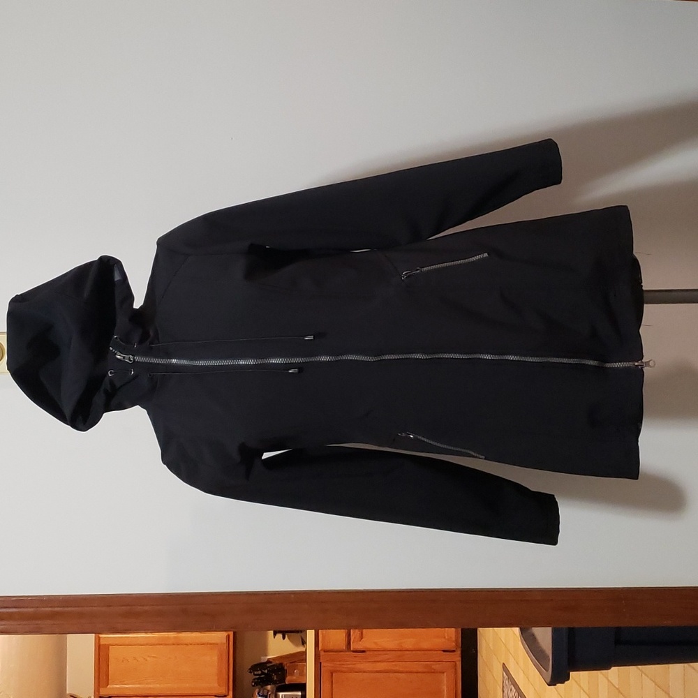 Mondetta jacket